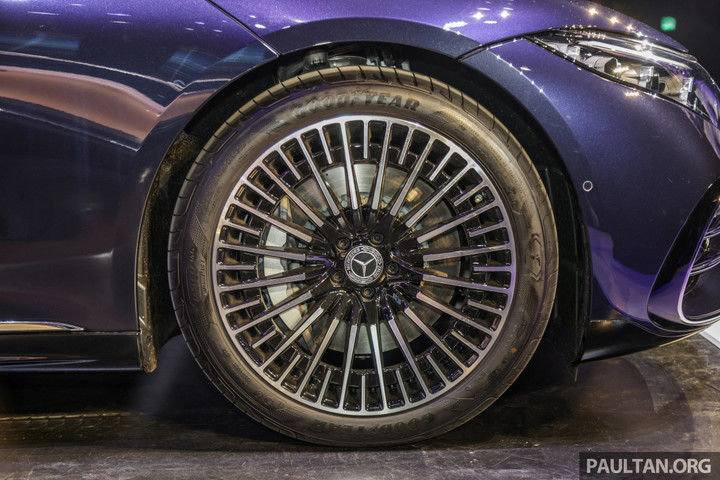 Xe điện Mercedes-Benz EQS ra mắt tại Malaysia, người dùng Việt mong chờ - 3