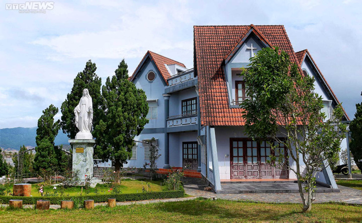 Ảnh: Chủng Viện Minh Hòa, điểm dừng chân mang đậm dấu ấn kiến trúc Tây Nguyên - 4