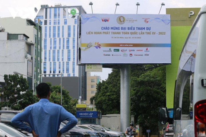 Sẵn sàng ngày hội lớn của những người làm phát thanh ở Thành phố mang tên Bác - 1