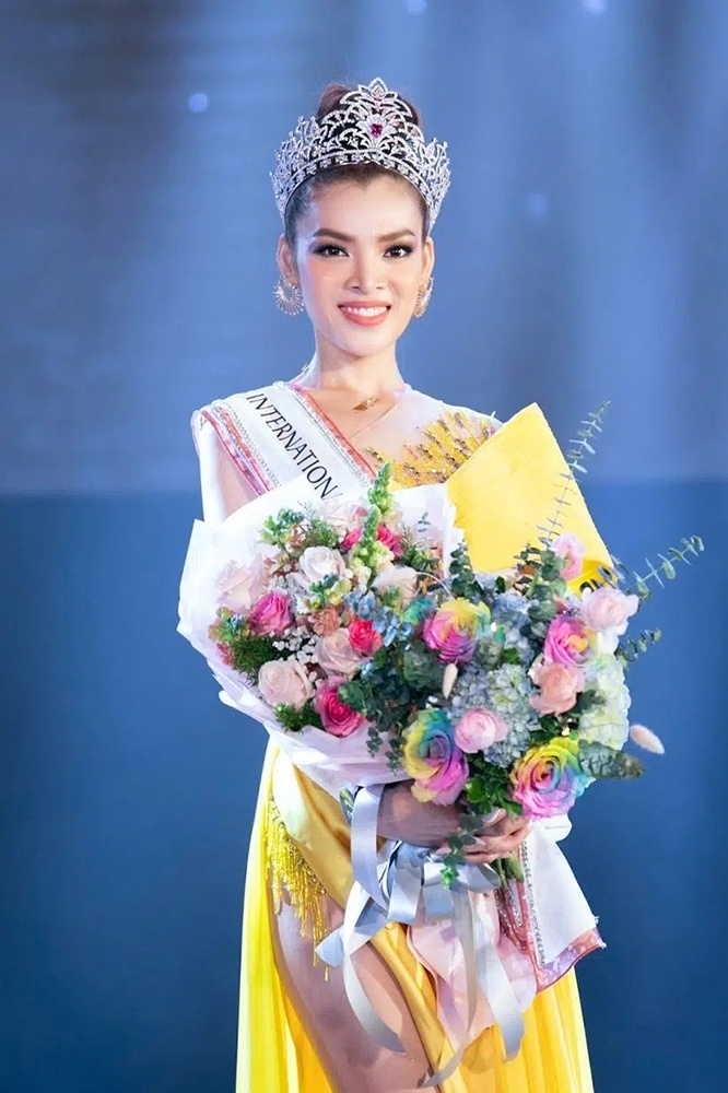 Dàn học trò toàn hoa hậu của siêu mẫu Minh Tú - 3