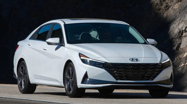 3 mẫu ô tô ra mắt thị trường Việt trong tháng 8 - 3