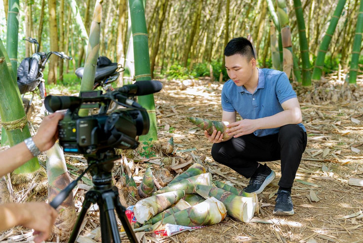 Chàng sinh viên ngành luật bén duyên với nghề trồng dược liệu - 3