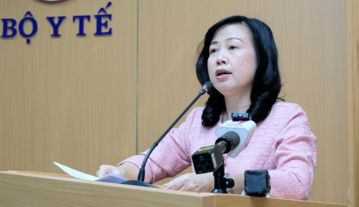 Quyền Bộ trưởng Y tế: 'Nguy cơ dịch chồng dịch là hiện hữu' - 1