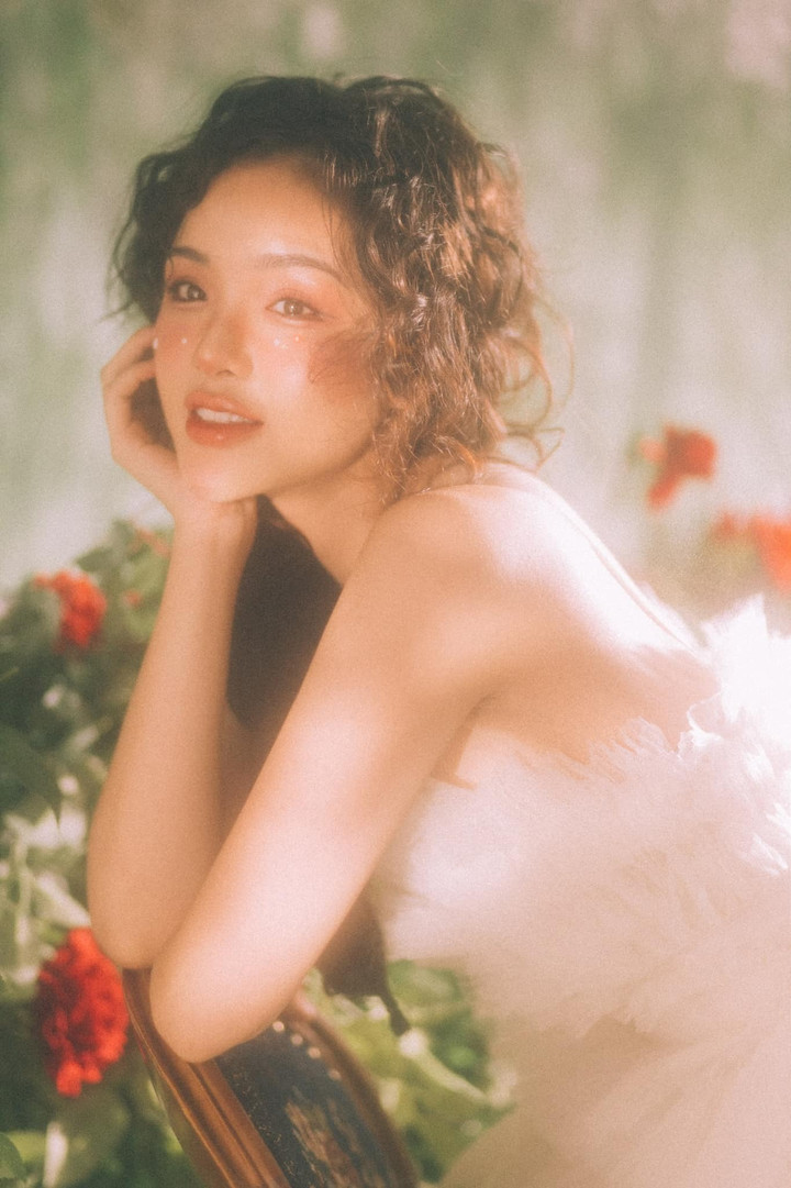 Yeye Nhật Hạ: Sao nhí đình đám một thời, tổn thương vì lời đồn 'tiểu tam' - 8