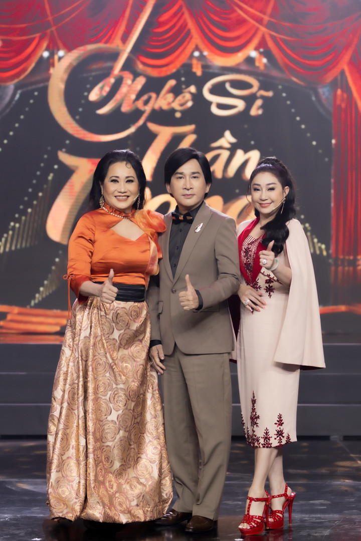 NSƯT Thoại Mỹ khóc nức nở khi gặp 'bản sao' của NSƯT Vũ Linh - 3