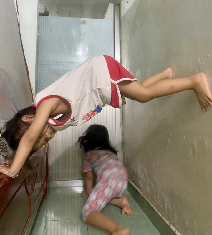 Loạt trò nghịch hú hồn của trẻ con làm bố mẹ '3 phần đau đớn, 7 phần gục ngã' - 5