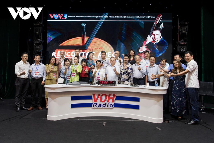 'Tác phẩm phát thanh trực tiếp phản ánh kịp thời hiện thực cuộc sống' - 2