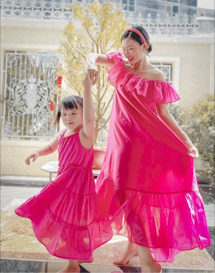 Yeye Nhật Hạ: Sao nhí đình đám một thời, tổn thương vì lời đồn 'tiểu tam' - 10