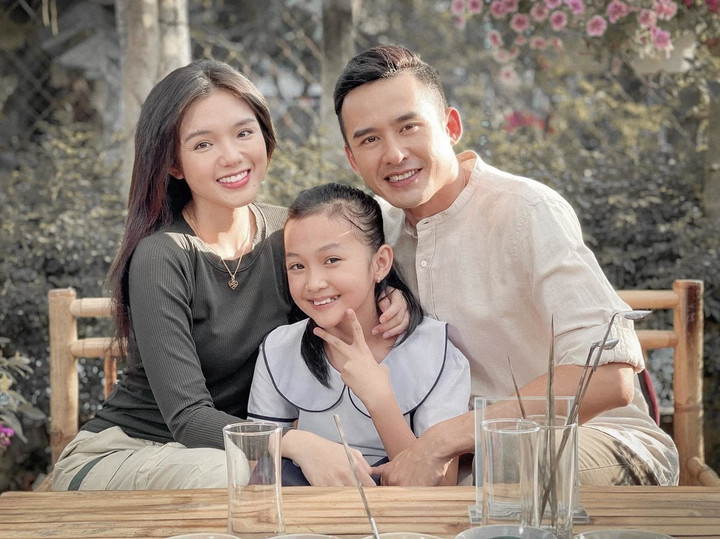 Yeye Nhật Hạ: Sao nhí đình đám một thời, tổn thương vì lời đồn 'tiểu tam' - 2