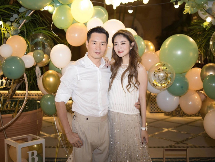 Hướng Tả phản bội Quách Bích Đình ảnh 6 Cảnh bẽ bàng của nhiều sao Hoa ngữ khi lấy chồng giàu - 6