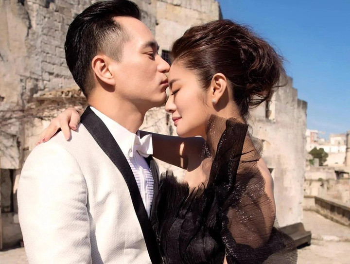 Hướng Tả phản bội Quách Bích Đình ảnh 5 Cảnh bẽ bàng của nhiều sao Hoa ngữ khi lấy chồng giàu - 5