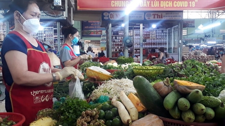 Bộ Công Thương yêu cầu kiểm tra giá bán hàng hoá - 1