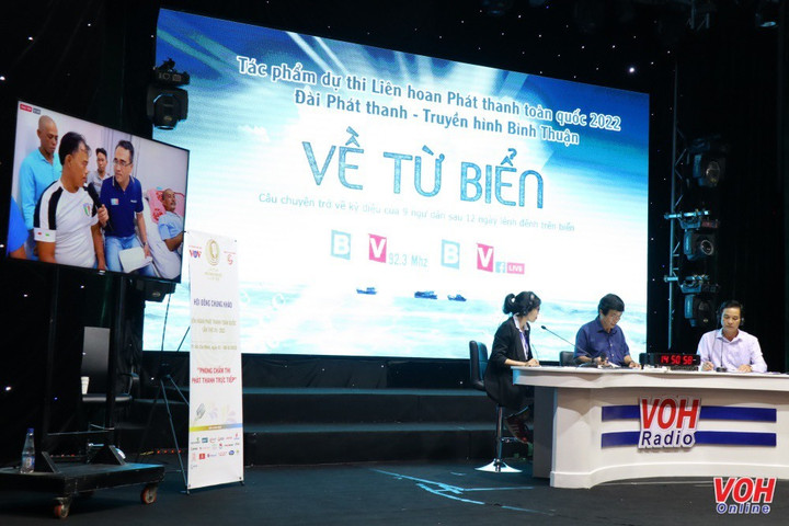 Đài PT-TH Bình Thuận gây xúc động với câu chuyện 9 ngư dân sống sót trở về - 2