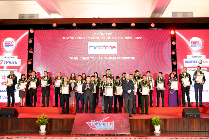 MobiFone vào top 10 công ty công nghệ uy tín năm 2022 - 1