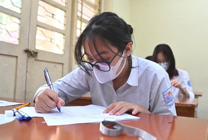 Tỷ lệ tốt nghiệp THPT cả nước đạt gần 99% - 1