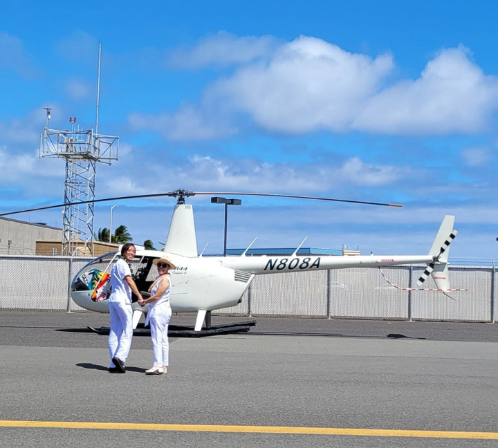 Sao Việt 6/8: Gia đình Việt Hương thuê trực thăng riêng để đi du lịch - 2