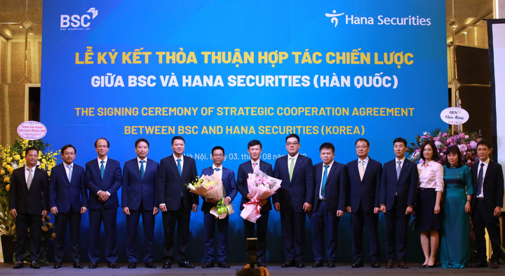 BSC và Công ty Chứng khoán Hana ký kết thỏa thuận hợp tác chiến lược - 1