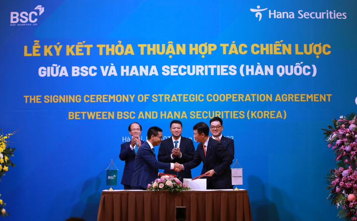 BSC và Công ty Chứng khoán Hana ký kết thỏa thuận hợp tác chiến lược - 2
