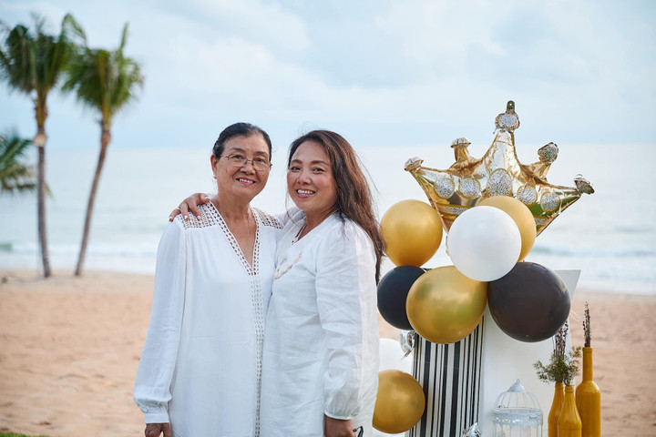 Đoan Trang tiết lộ mẹ chồng 80 tuổi vẫn đi làm, là nha sĩ có 55 năm kinh nghiệm - 1