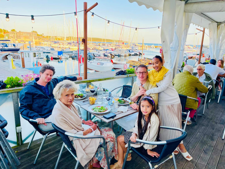 Đoan Trang tiết lộ mẹ chồng 80 tuổi vẫn đi làm, là nha sĩ có 55 năm kinh nghiệm - 5