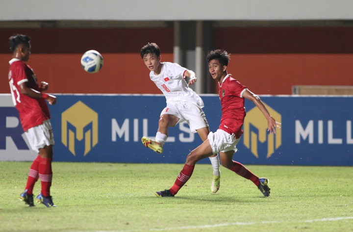 Lo CĐV Indonesia quá khích, U16 Việt Nam đề nghị tăng cường an ninh - 1