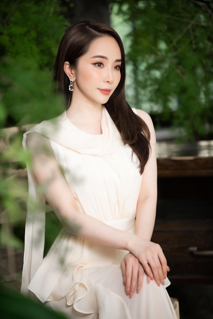 Sao Việt 8/8: Diễm My 9x gặp lại 'nam thần màn ảnh' Huỳnh Anh Tuấn sau 22 năm - 6