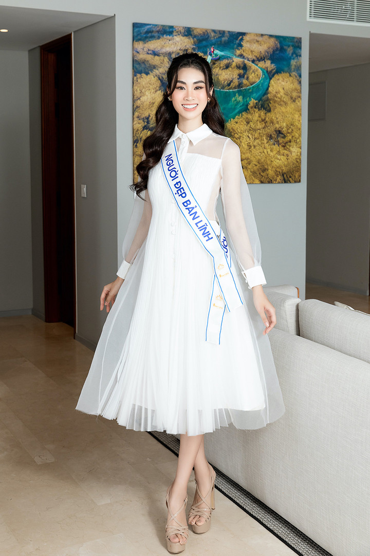 Sắc vóc cùng học vấn của 'Người đẹp bản lĩnh' Miss World Vietnam 2022 - 1