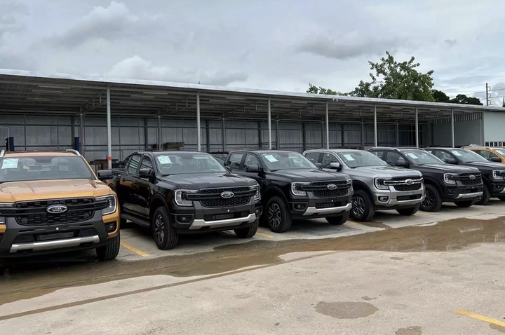 Xe Ford Ranger 2023 dự kiến tăng giá gần 50 triệu đồng - 1