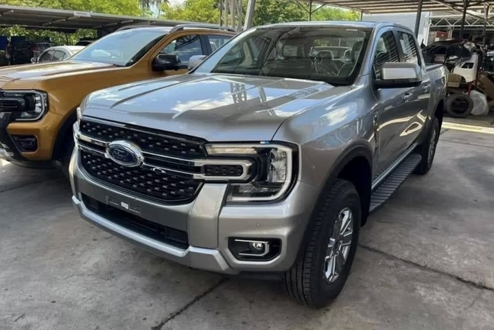 Xe Ford Ranger 2023 dự kiến tăng giá gần 50 triệu đồng - 2