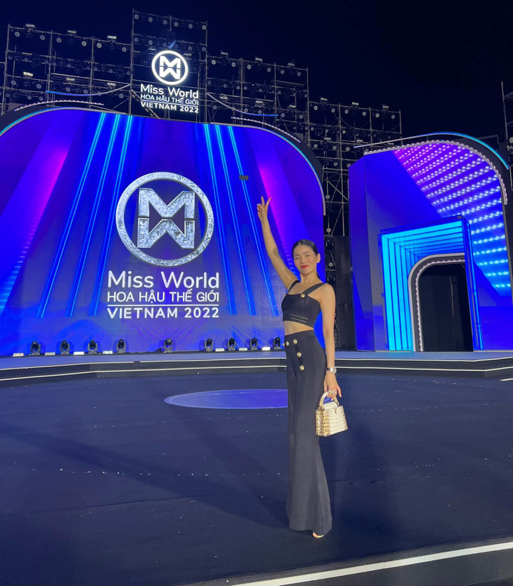 Sao Việt 12/8: Lê Âu Ngân Anh lần đầu hé lộ gương mặt chồng sắp cưới - 7