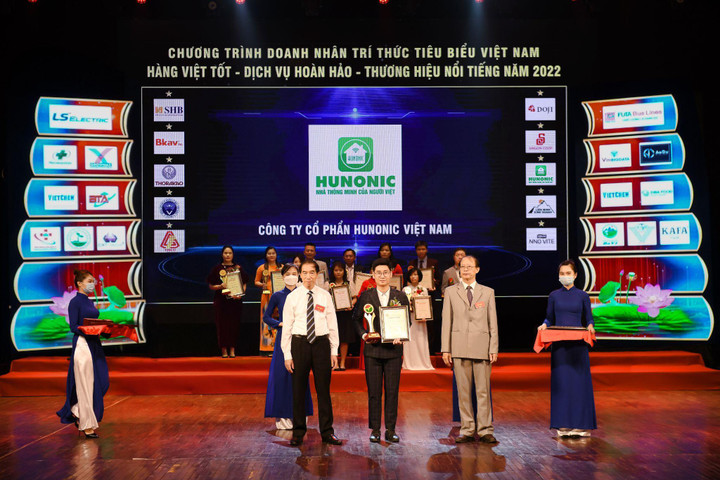 Hunonic đạt danh hiệu Hàng Việt tốt - Vì quyền lợi người tiêu dùng 2022 - 1