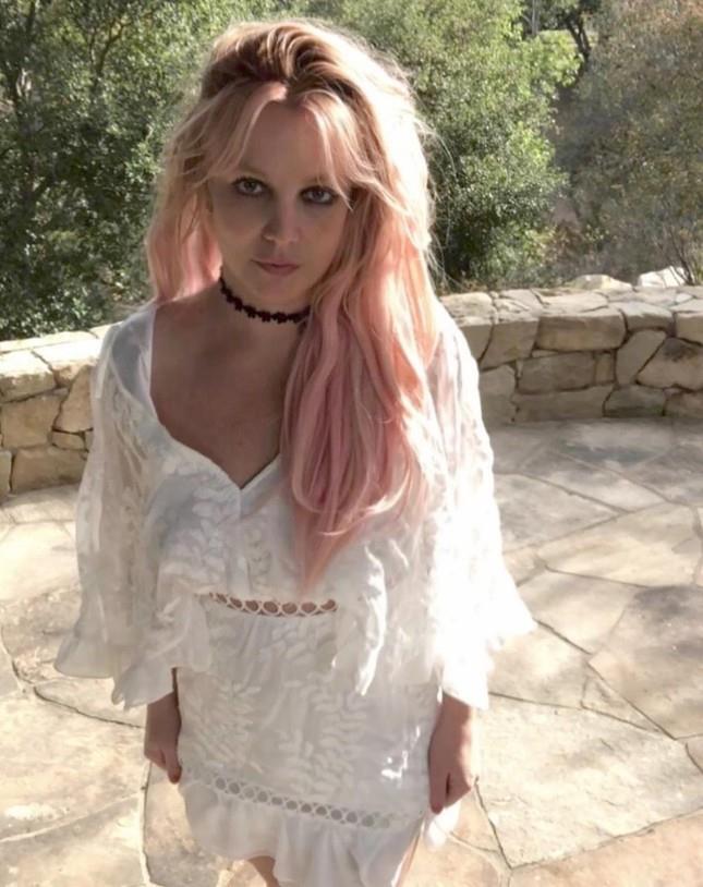 Hết lên án chồng cũ, Britney Spears lại kể tội hai con trai - 2