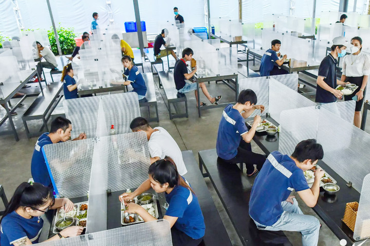 Địa phương đùn đẩy, 6,6 nghìn tỷ hỗ trợ tiền thuê nhà cho công nhân vẫn rất chậm - 1