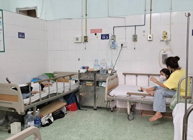 TP.HCM: Nguy cơ dịch COVID-19 bùng phát, trẻ em là F0 nhập viện tăng - 1