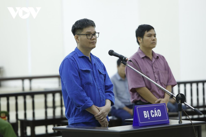 Bị cáo Mai Phan Lợi được giảm án 3 tháng tù - 1