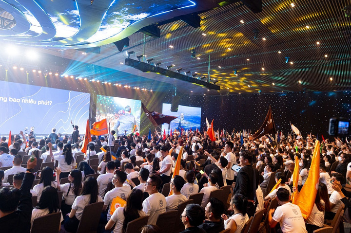 Màn 'xông đất' phương Nam ấn tượng của Vinhomes Ocean Park 2 – The Empire - 9