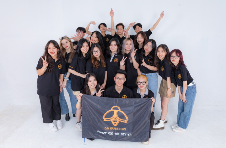 Ảnh: Nữ Tiktoker sở hữu nét đẹp trong trẻo cùng thành tích học tập đáng nể - 3