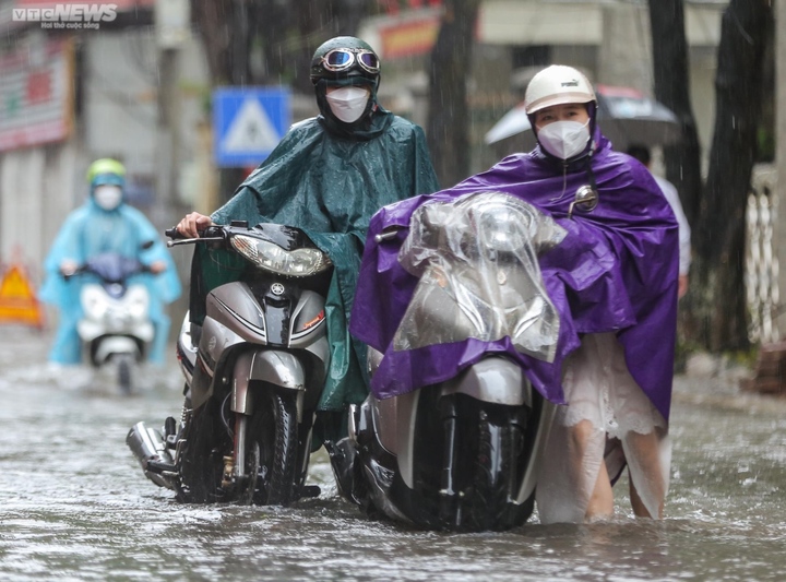 Mưa dông ở Bắc Bộ và Thanh Hoá kéo dài tới khi nào? - 1