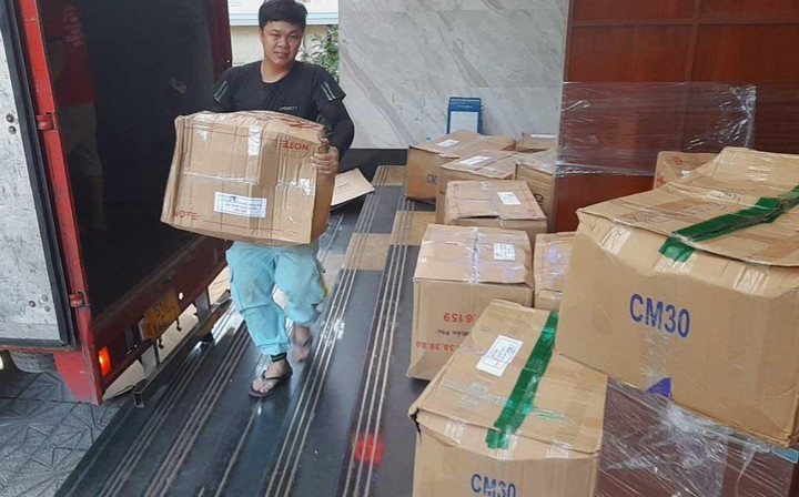 Sử dụng thùng carton cũ dọn nhà góp phần bảo vệ môi trường - 2