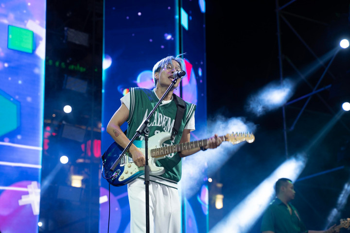 Phiêu với màn trình diễn 'đỉnh chóp' của Ngọt và Chillies tại đêm nhạc VPBank - 9