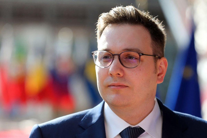 Cộng hòa Séc áp đặt những hạn chế cứng rắn với thị thực của công dân Nga - 1