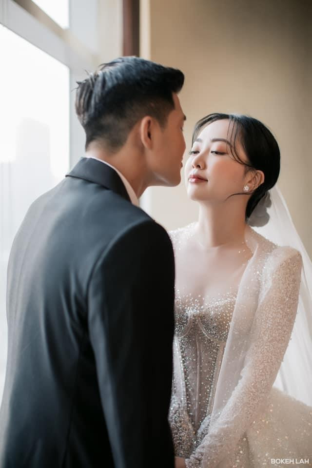 Dàn người yêu của tuyển thủ Việt Nam xinh đẹp, quyến rũ, học vấn đáng nể - 2