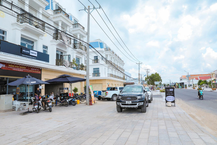 Shophouse trung tâm Tân Trụ dưới góc nhìn nhà kinh doanh - 2