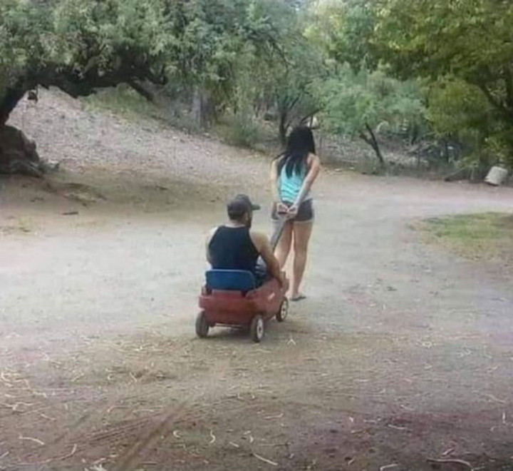 Khi các cặp đôi chứng minh 'đâu ai muốn là người bình thường khi yêu' - 1