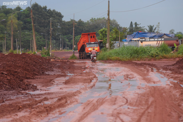 Nhiều hộ dân vùng lõi Dự án sân bay Long Thành sống tạm bợ chờ tái định cư - 1