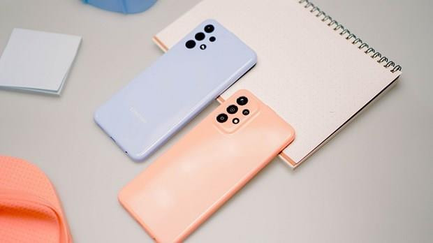 5 mẫu smartphone giá rẻ dành cho sinh viên mùa tựu trường - 1