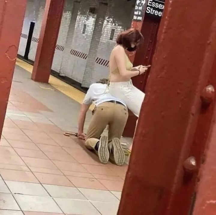 Khi các cặp đôi chứng minh 'đâu ai muốn là người bình thường khi yêu' - 6