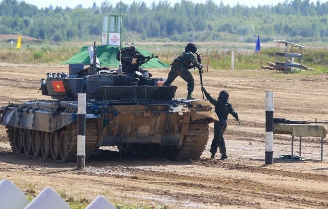 Ảnh: Đội tuyển xe tăng Việt Nam thi đấu lượt đầu tiên ở Army Games - 3
