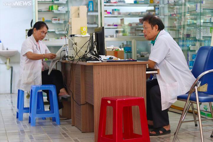 Những thầy thuốc 'không chịu ngồi yên', 20 năm chữa bệnh miễn phí ở TP.HCM - 1