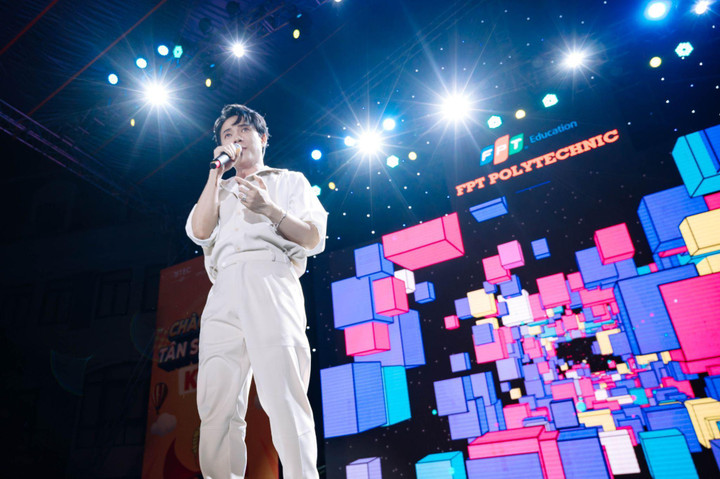Màn chào đón tân sinh viên có 1-0-2 của FPT Polytechnic - 2